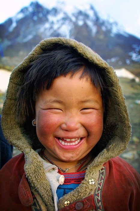 jahumming:

suwaowalog:smile in mountain (via phitar)(via suwaowalog-deactivated20080924)