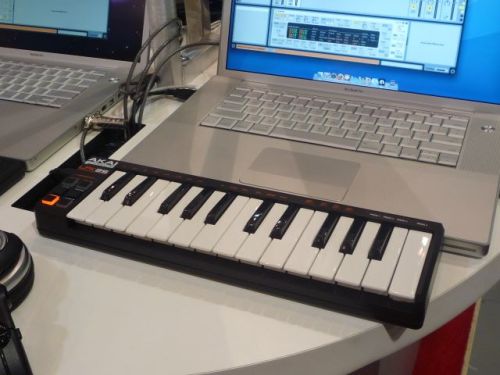 AKAI LPK25 tastiera master minimale