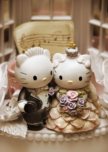 hello kitty dear daniel wedding cake top angelieieiuhoh