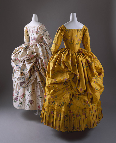 missmeganelizabeth: Robe à la polonaiseca. 1780-1785