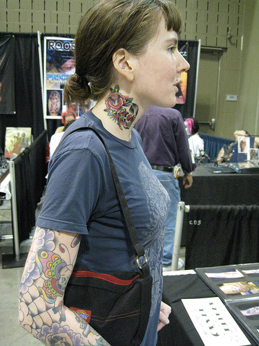 Wow, this girl actually looks fucking sweet with a neck tattoo