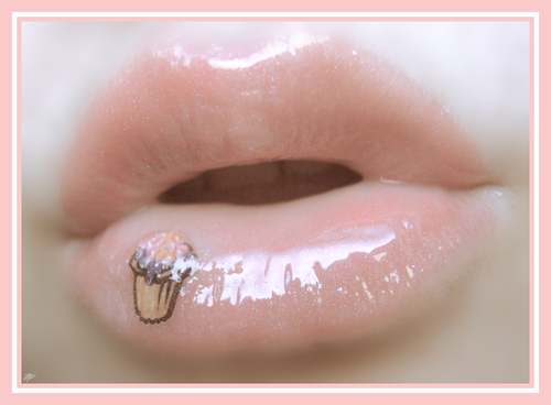 cupcakelovers cupcake lip tattoo Submitted by michelleeemabelle lip tattoo