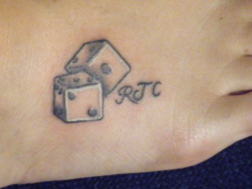 this is my sister's tattoo on her right foot. its the same tattoo that my 