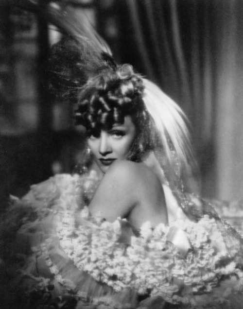 Marlene Dietrich
1941