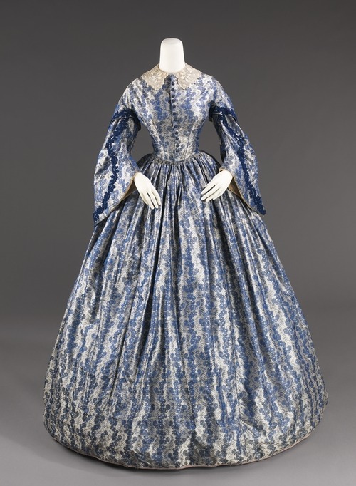 A beautiful silver and blue silk wedding dress from circa 1860
