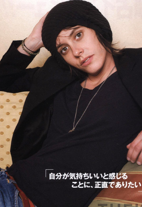 Kate Moennig Tokyo june 2008 from japanese magazine Next post Previous