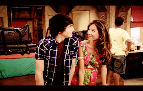 kelsey chow and mitchel musso. Mitchel Musso Talks Miley