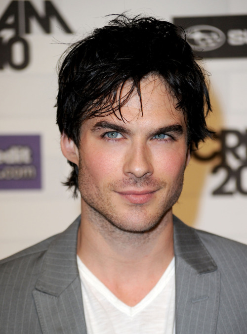 vamp-bar-and-grill:  Ian Somerhalder | Scream Awards submitted by pistolinmyhand