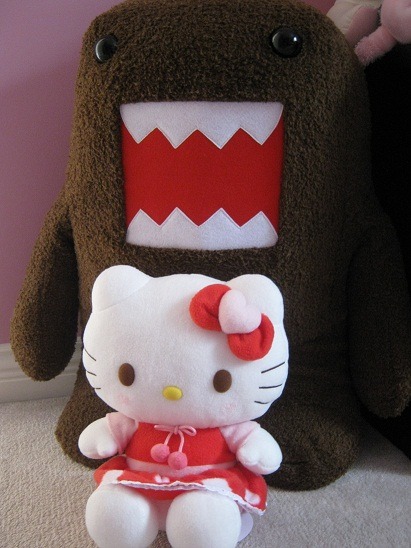 hello-kitty: hello kitty &amp; domo kun :) Via Hello Kitty!