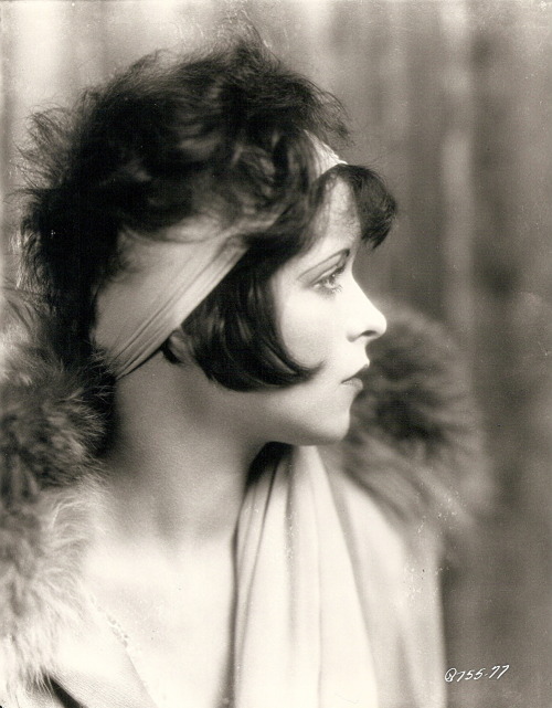The quintessential flapper's profile Clara Bow circa 1926