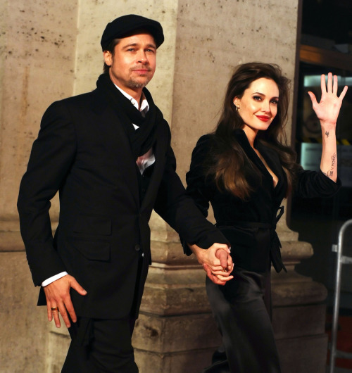 suicideblonde: Brad Pitt and Angelina Jolie at the Rome premiere of The 