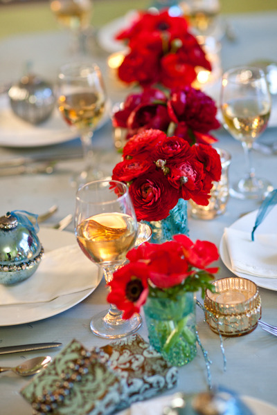 Turquoise and red wedding reception
