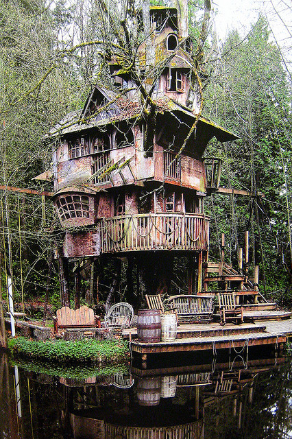 This is what The Burrow looks like in my mind a glorified treehouse