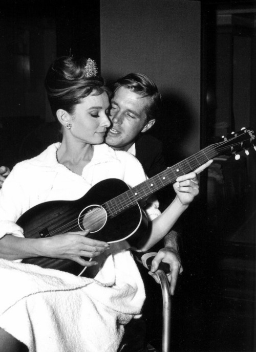 Hepburn and George Peppard behind the scenes of Breakfast at Tiffany's