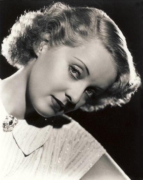 Bette Davis 1930s Posted 1 year ago 12 notes