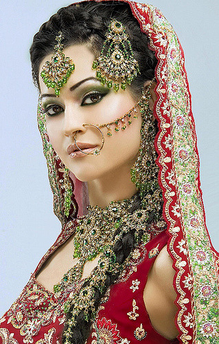 makeup indian women. Indian Bridal Jewellery For