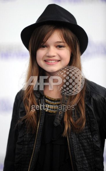 Posted Tue February 8th 2011 at 1106pm Tagged ciara bravo Notes 20