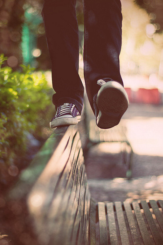 
Não peça a Deus para guiar seus passos se você não está disposto a mover seus pés.
