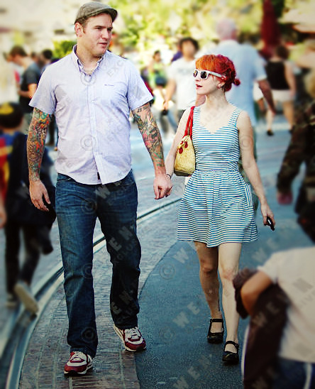Chad+gilbert+and+hayley+williams+2011