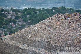 If tsunami hits Philippines, Filipinos would not worry too much. Why? Because any tsunami will be block by Philippine garbage. SAVE!
NOTE: Be open-minded, I am talking about the brighter side of the picture.