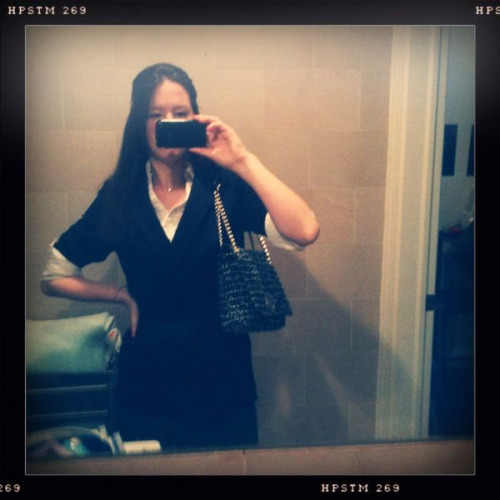 Forgot to post on Friday. My work outfit, complete with my new bag. (I’ll tell you about it later ;)