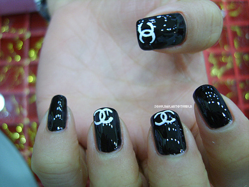 black and white nail art designs. #lack and white nail art