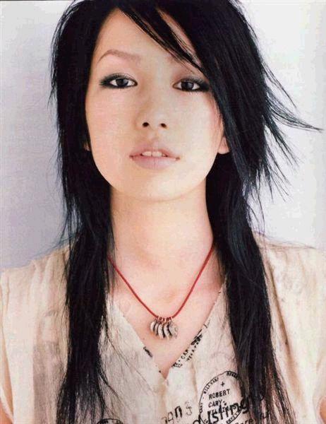 jrock hairstyles for girls. finally a j-rock hairstyle