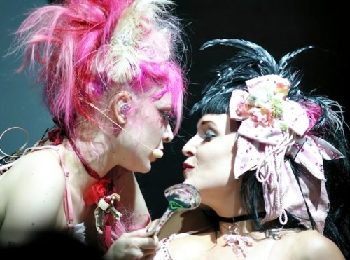 Emilie Autumn and Veronica Varlow posted 11 months ago