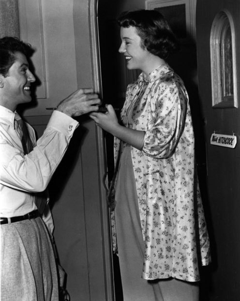 Farley Granger and Patricia Hitchcock on the set of Stangers On A Train 
