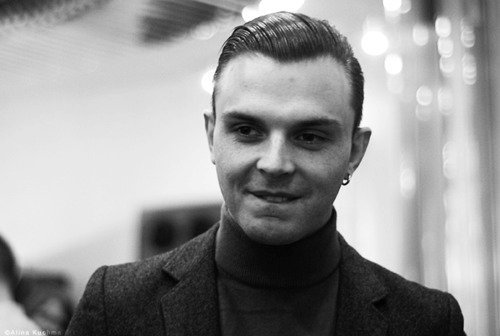 I'm Bond Hutchcraft Theo Hutchcraft Yeah and I'm fangirl dead fangirl