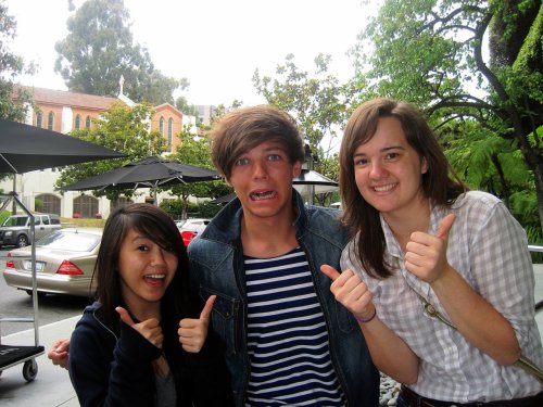 6/19/11 - My friend and me with Louis! God, nothing he does is ever ugly.  fhdsjkhagfdsahgkf. oh and he&#8217;s sitting, i&#8217;m not actually taller than him.