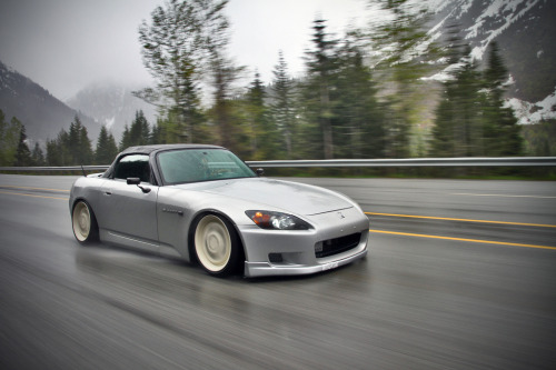 thefreshjuicebox local slammed s2k owned by photographer sid titus i dare