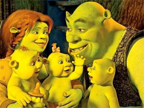 
Sabem porque “Shrek” é o melhor conto de fadas? 
Pois ensina que ninguém precisa ser perfeito para ter um final feliz.
