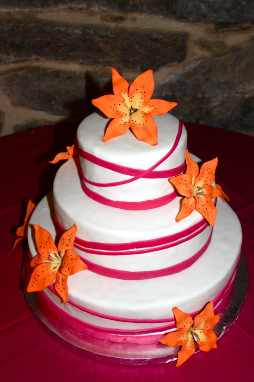  wedding wedding cake tiger lily tiger lillies pink and orange wedding 