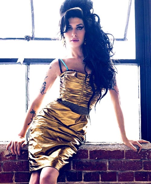 theheatison:  Only God knows how much I miss you. Those tears will never dry without you Amy. 