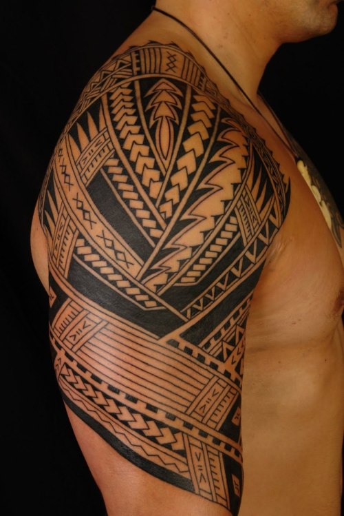 fuckyeahblackwork Polynesian sleeve start of by Shane Gallagher
