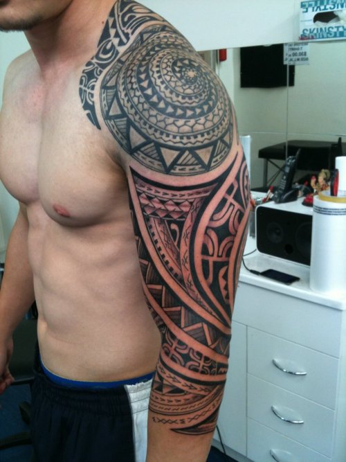 Polynesian sleeve 2 Posted 8 months ago 93 notes