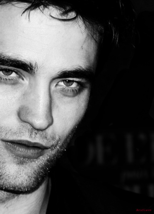 bruslave: Rob-p0rn in Paris (That stare kills me everytime) o.o