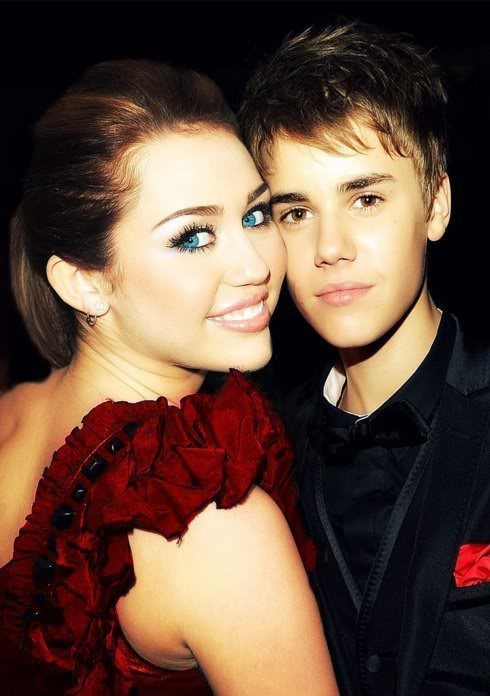 perfectjiley:  :) Reblog if you think their AD-OR-ABLE! 