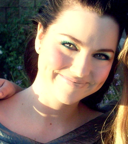 Thank you all for love Amy Lee and support our tumblr
