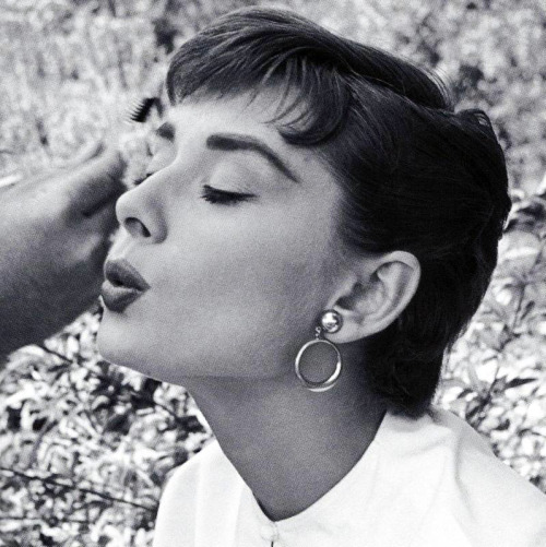 Tagged Audrey Hepburn 1950's Source heddahopper