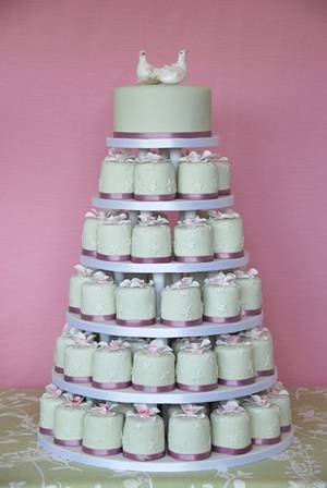 simple wedding cakes styles