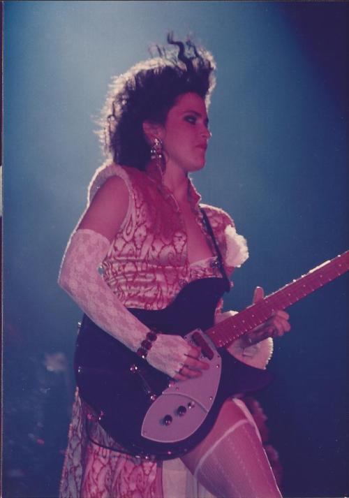 Wendy Melvoin, Prince &amp; the RevolutionPurple Rain tour, 1985