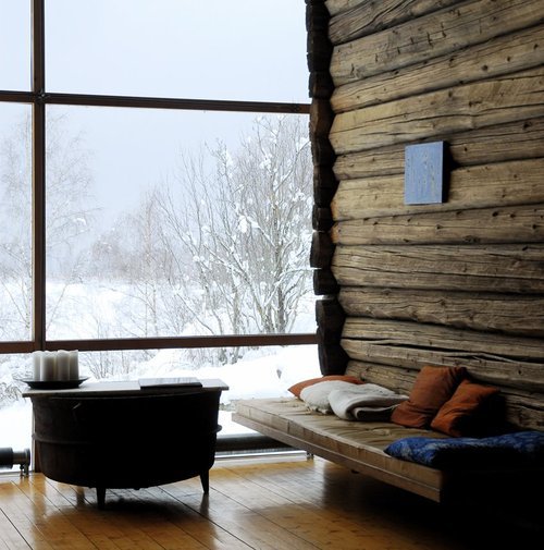 winter interiors with raw wood 