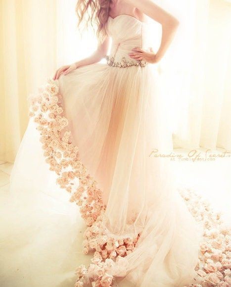 My Favorites Are Getting Married!!!! / wedding dress on we heart it / visual bookmark #18038424