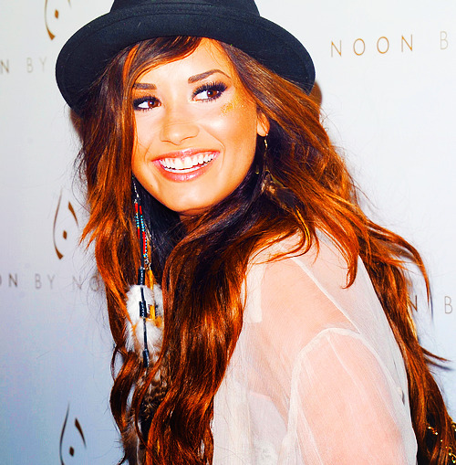 Favorite Demi Photos in 2011 / the noon by noor launch event