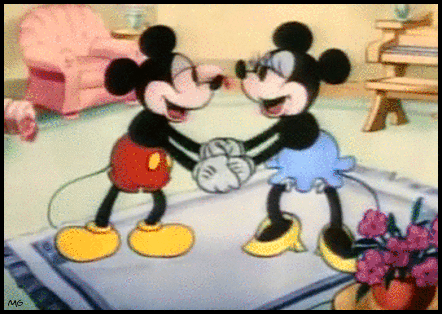Mickey and Minnie Mouse smooch in Walt Disney&#8217;s Puppy Love (1933)