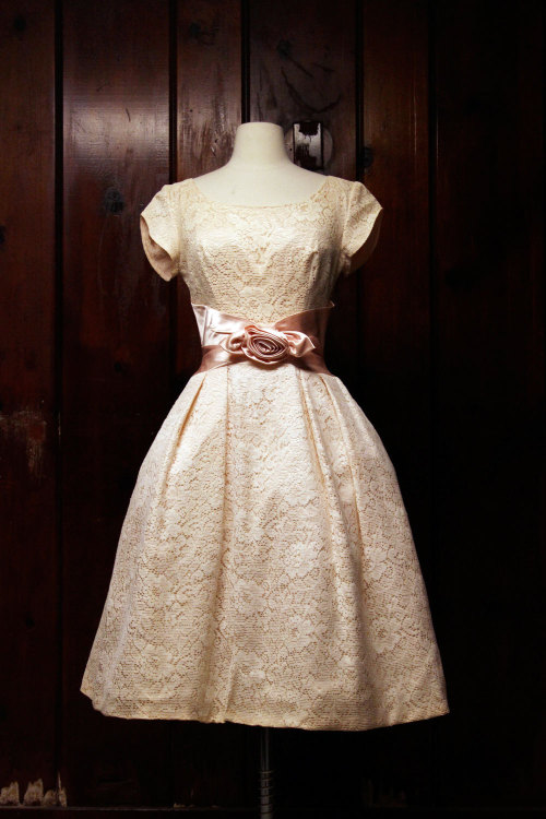 vintage wedding dress 1950s lace wedding dress tea length wedding dress