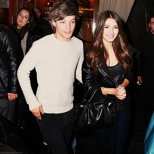 
Crack Ship - Louis Tomlinson &amp; Victoria Justice
requested by anons

