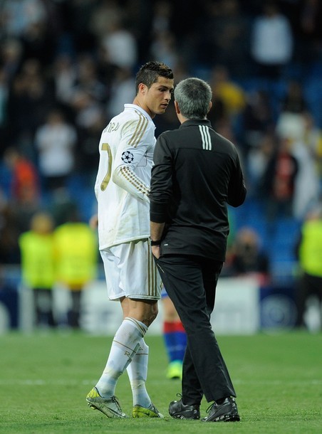 Papa Mou and Cristiano. Cristiano looks at his mister with respect and love.
CL Real Madrid vs. CSKA Moscow 4:1, 14.03.2012(via Photo from Getty Images)